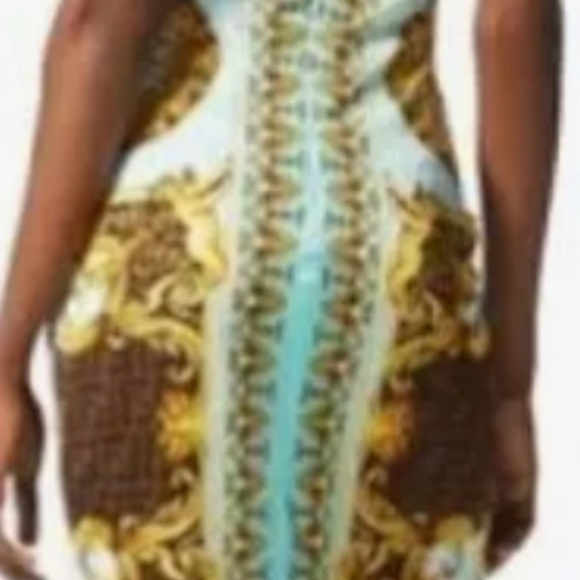 FENDACE GOWN - Picture 7 of 16